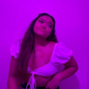 Meet your Posher, Lorraine